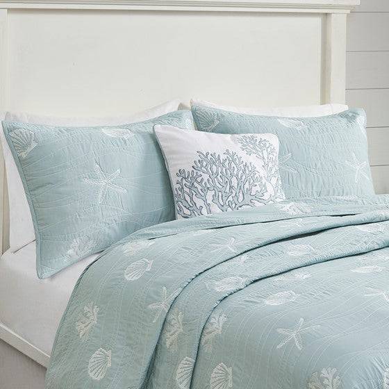 Coastal Queen Bedding 9PC Ensemble With Tiffany Blue Hues