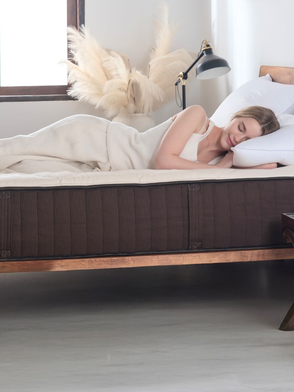 Honey Hybrid Mattress