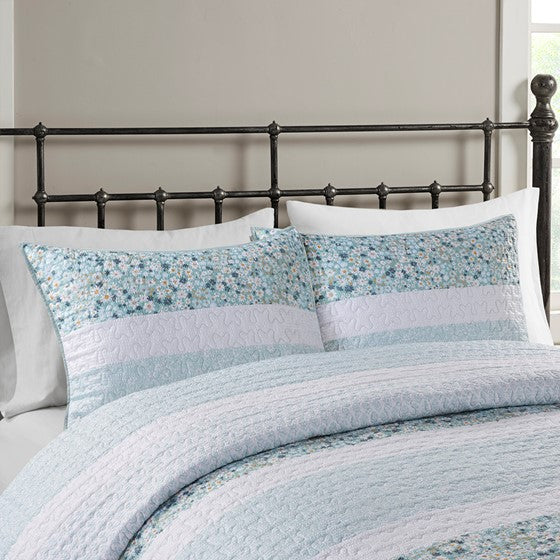 Coastal Floral Quilt Set - 4PC Shabby Chic Seersucker Quilt Set - Aqua