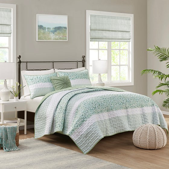 Coastal Floral Quilt Set - 4PC Shabby Chic Seersucker Quilt - Green