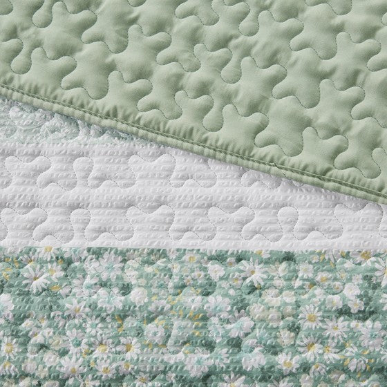 Coastal Floral Quilt Set - 4PC Shabby Chic Seersucker Quilt - Green