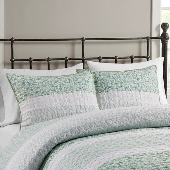 Coastal Floral Quilt Set - 4PC Shabby Chic Seersucker Quilt - Green