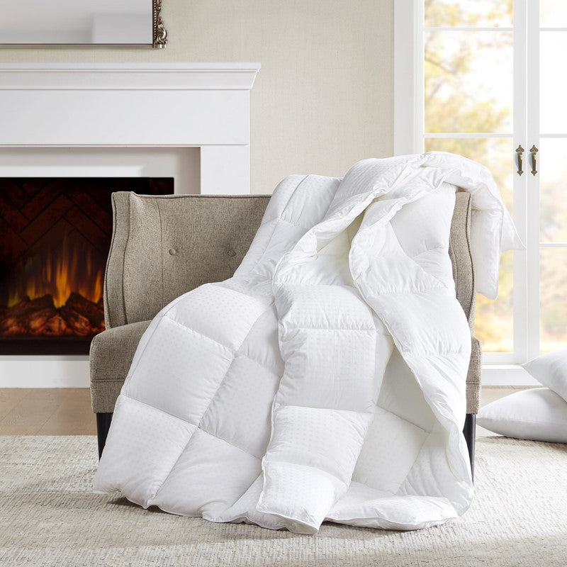 Signature Dobby Cotton Down Alternative Comforter / Duvet Insert