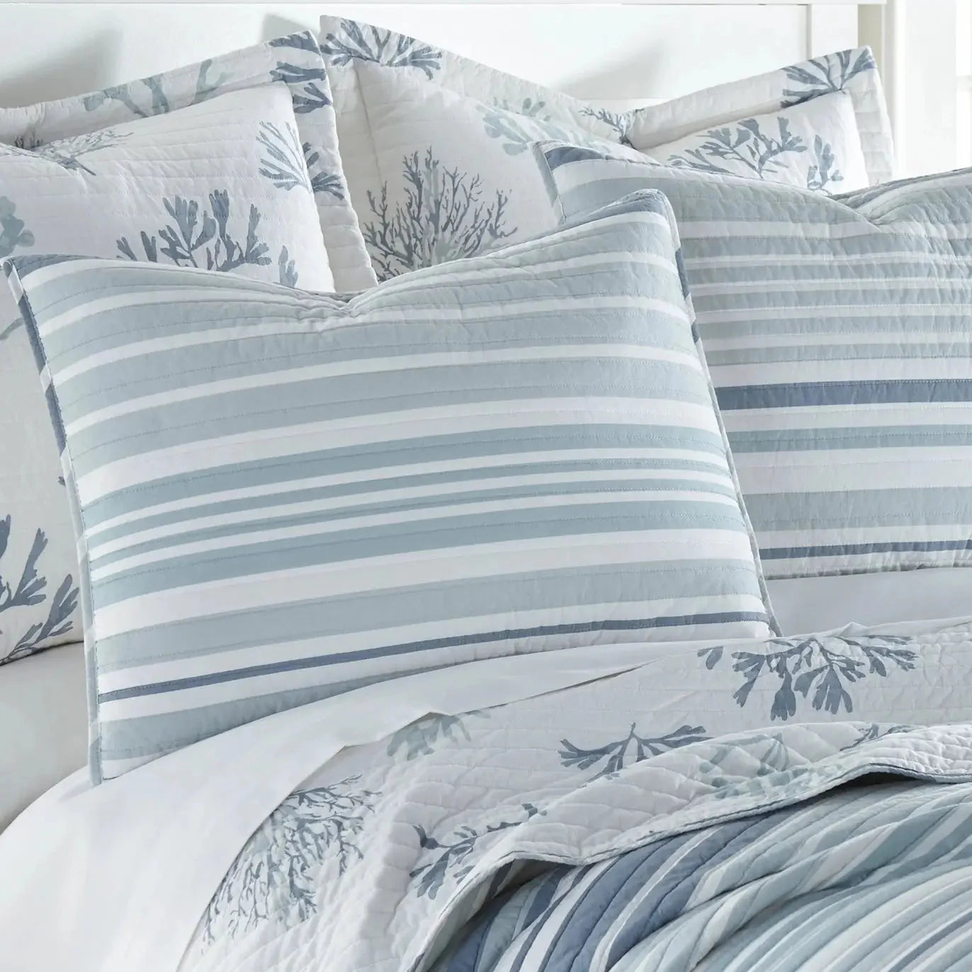 Universal V Berth Truro Blue And White Stripe 100% Cotton  Quilt Set Yacht Bedding