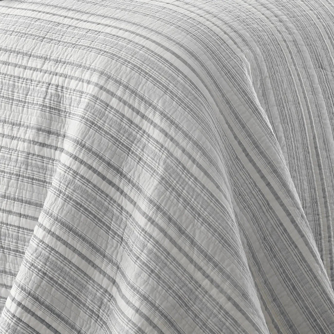 Universal V Berth Bondi Grey Stripe Quilt Cover Set