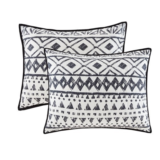Larissa Oversized Medallion 7 PC Cotton Reversible Quilt Set