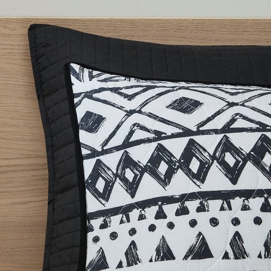 Larissa Oversized Medallion 7 PC Cotton Reversible Quilt Set