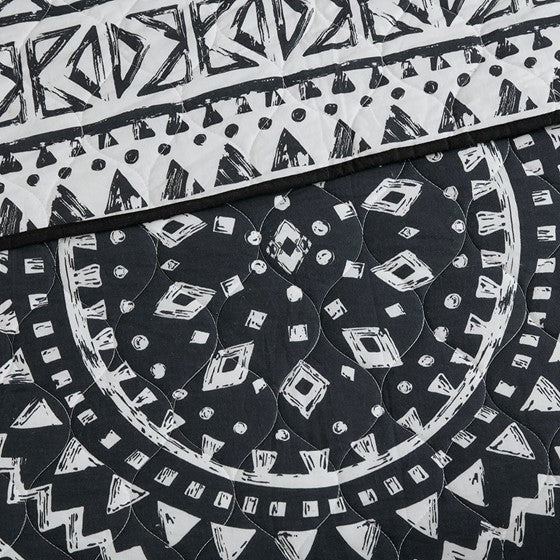 Larissa Oversized Medallion 7 PC Cotton Reversible Quilt Set