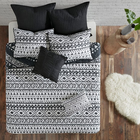 Larissa Oversized Medallion 7 PC Cotton Reversible Quilt Set